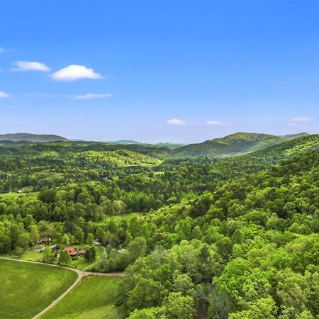 Hidden Star Hideaway-Blackberry Farm-Smoky Mtn Nat Park-Hot Tub- Fire Pit- Fenced Yard- Pet Friendly Walland المظهر الخارجي الصورة