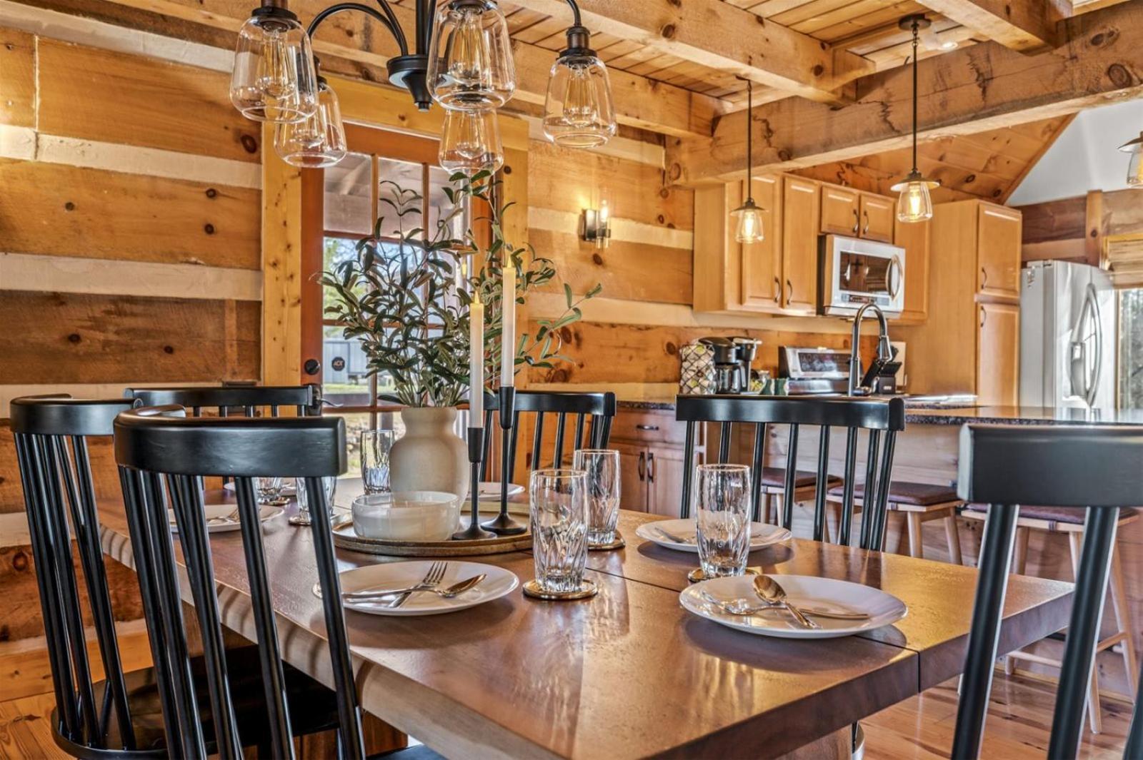 Hidden Star Hideaway-Blackberry Farm-Smoky Mtn Nat Park-Hot Tub- Fire Pit- Fenced Yard- Pet Friendly Walland المظهر الخارجي الصورة