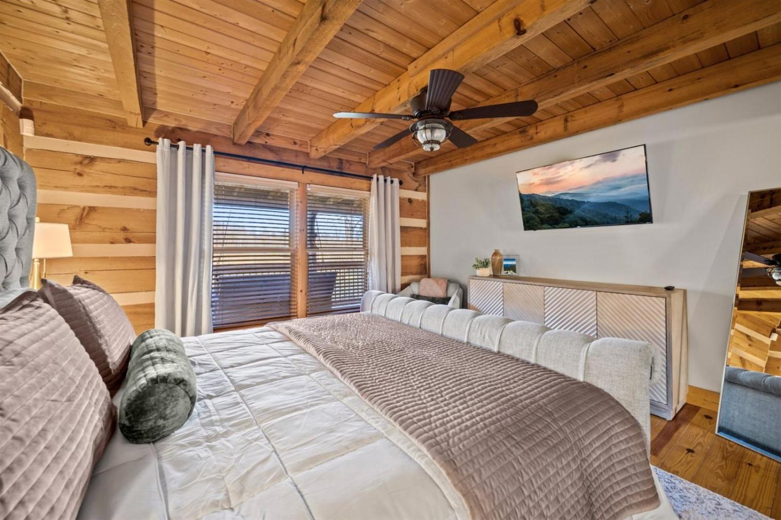 Hidden Star Hideaway-Blackberry Farm-Smoky Mtn Nat Park-Hot Tub- Fire Pit- Fenced Yard- Pet Friendly Walland المظهر الخارجي الصورة