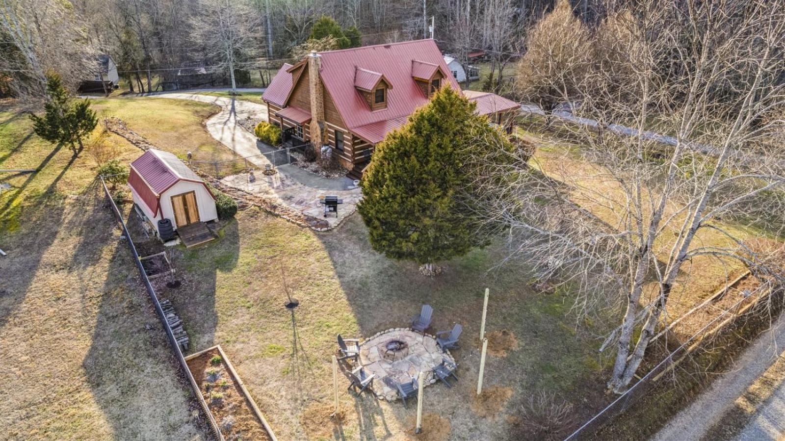 Hidden Star Hideaway-Blackberry Farm-Smoky Mtn Nat Park-Hot Tub- Fire Pit- Fenced Yard- Pet Friendly Walland المظهر الخارجي الصورة