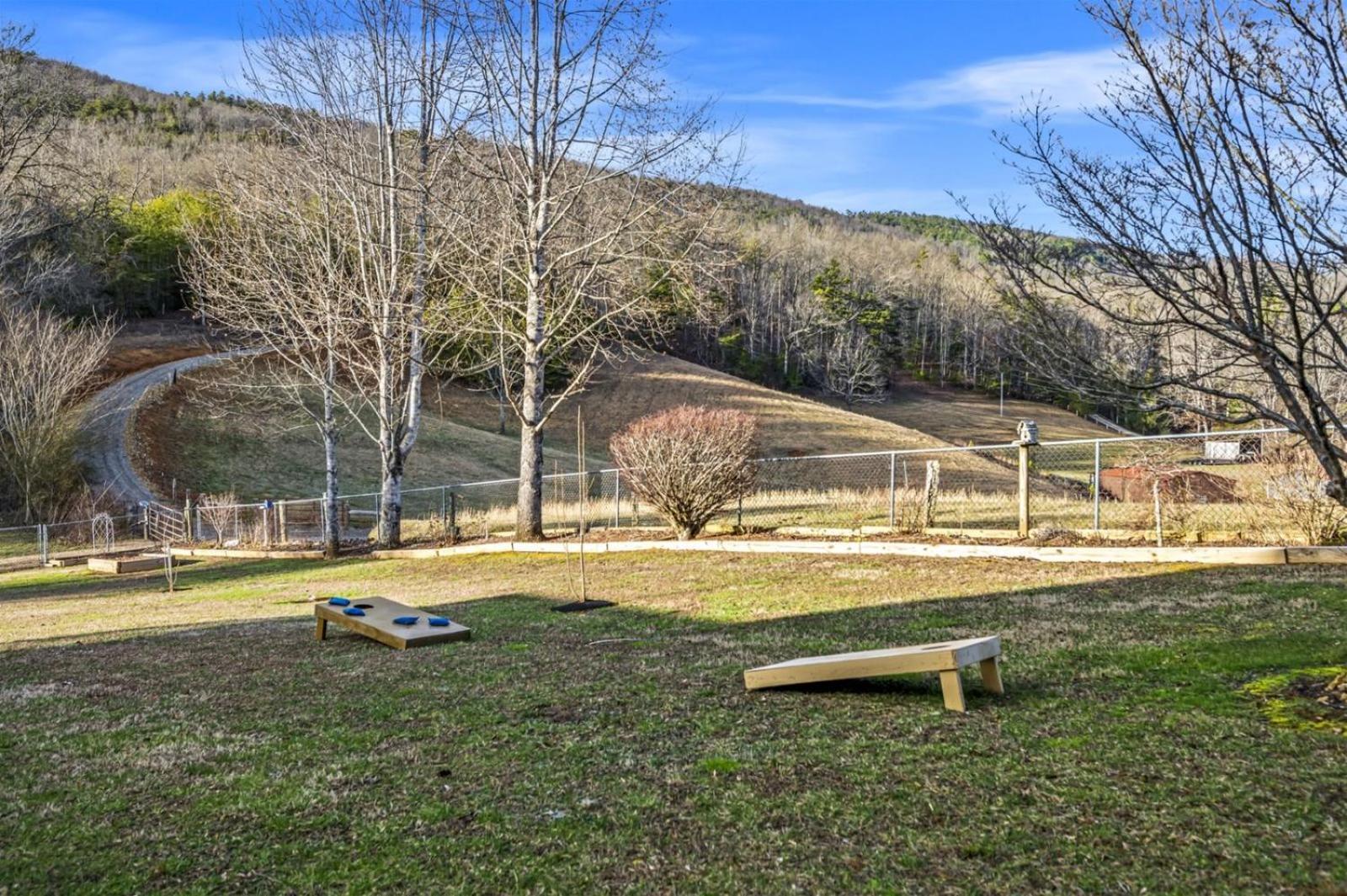 Hidden Star Hideaway-Blackberry Farm-Smoky Mtn Nat Park-Hot Tub- Fire Pit- Fenced Yard- Pet Friendly Walland المظهر الخارجي الصورة